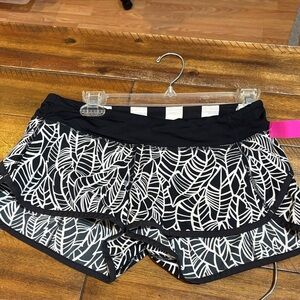lululemon athletica Black and White Leaf Pattern Athletic Shorts